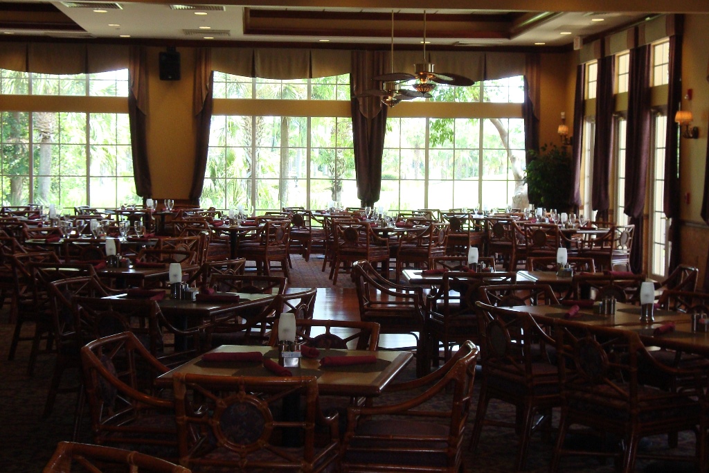 Dining room at Forest Glen in Naples, Florida.